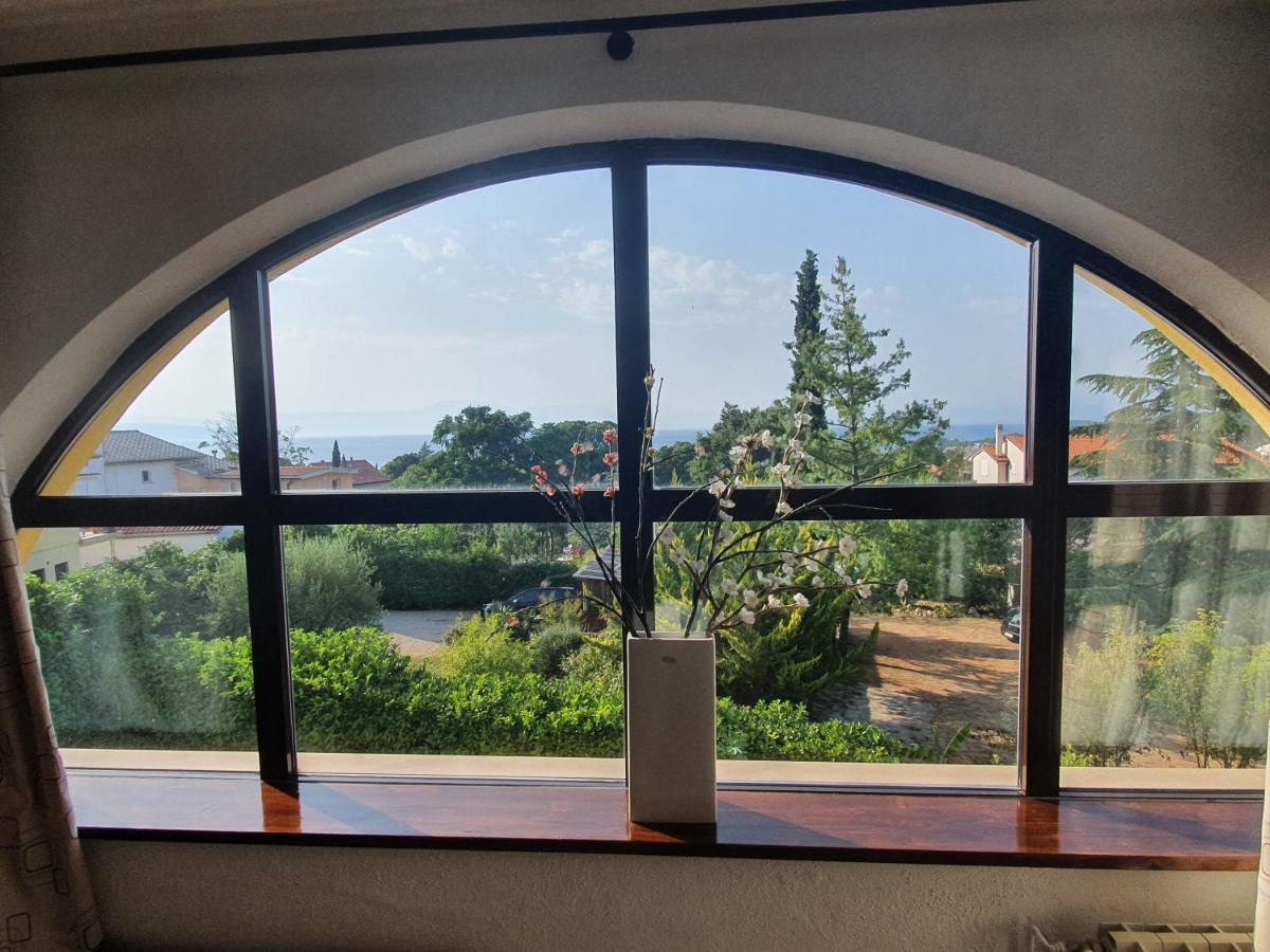 Villa Flora Малинска Экстерьер фото
