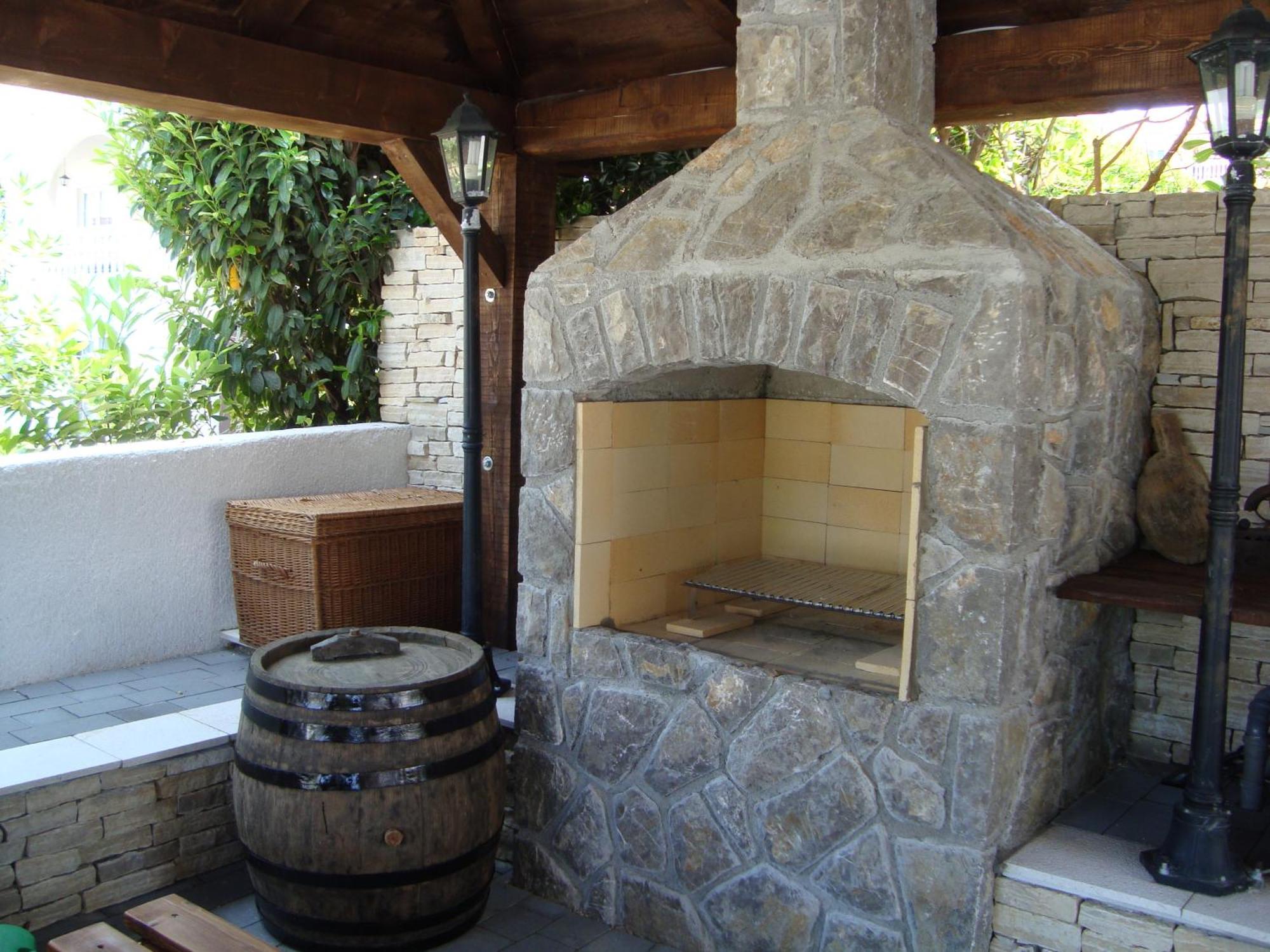 Villa Flora Малинска Экстерьер фото